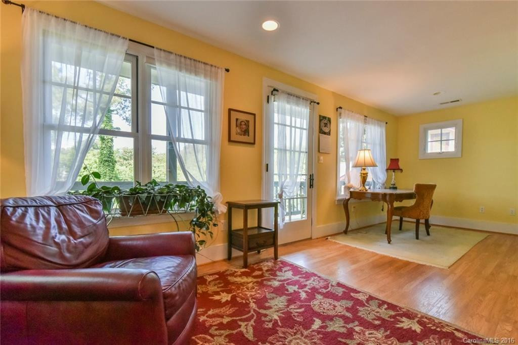 265 Murdock Avenue - Photo 8