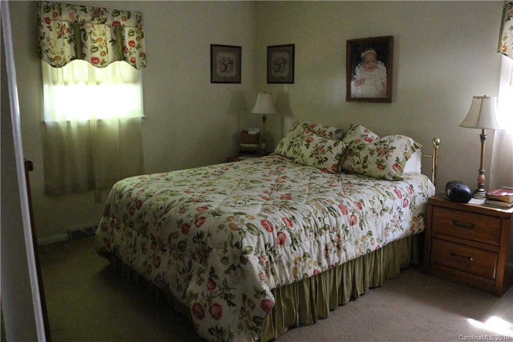 7 Pinehurst Circle #13 - Photo 15