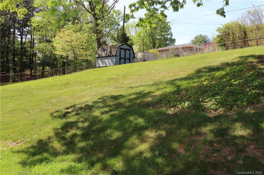 7 Pinehurst Circle #13 - Photo 4