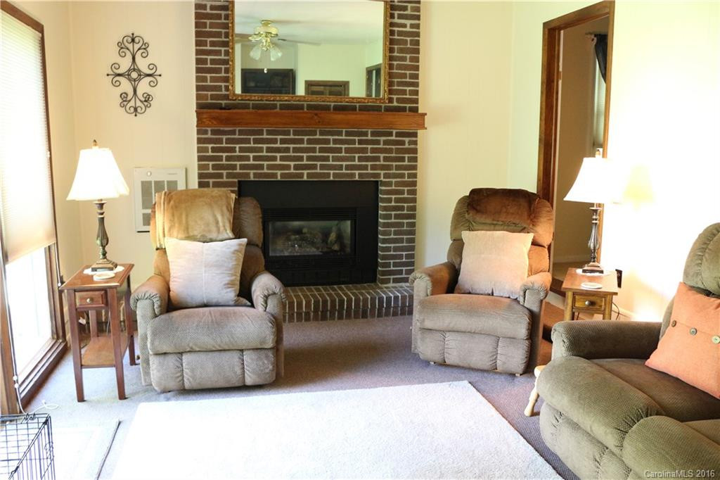 7 Pinehurst Circle #13 - Photo 6