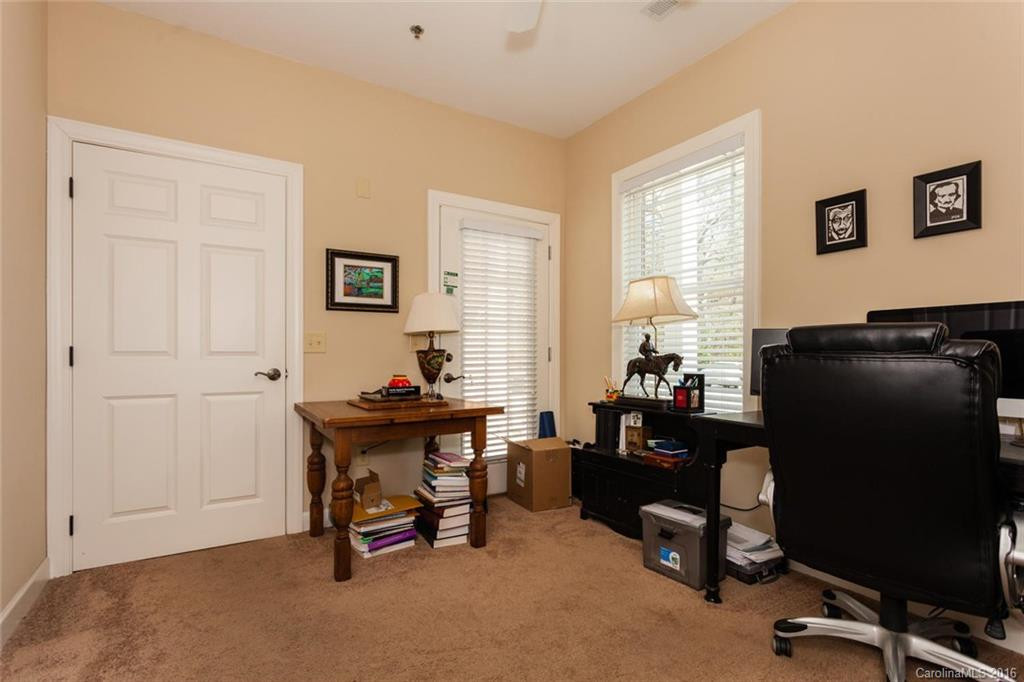 40 Hyannis Drive #102 - Photo 17