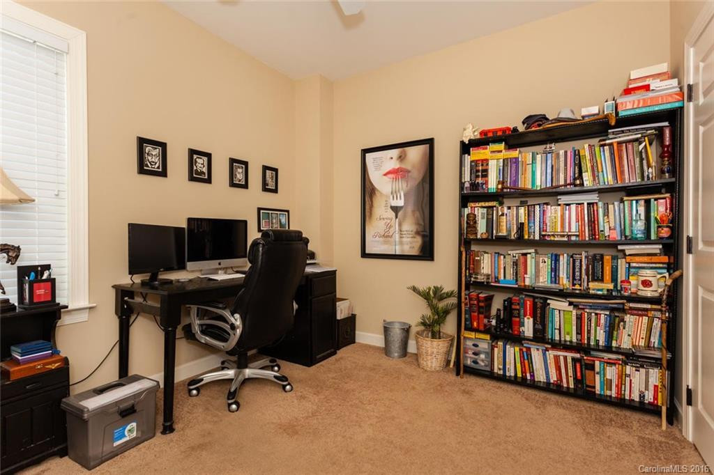 40 Hyannis Drive #102 - Photo 18