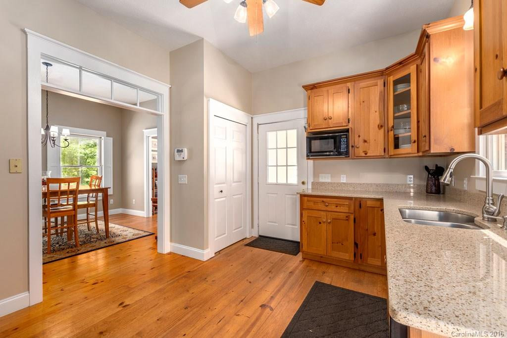 478 Redfield Drive - Photo 7