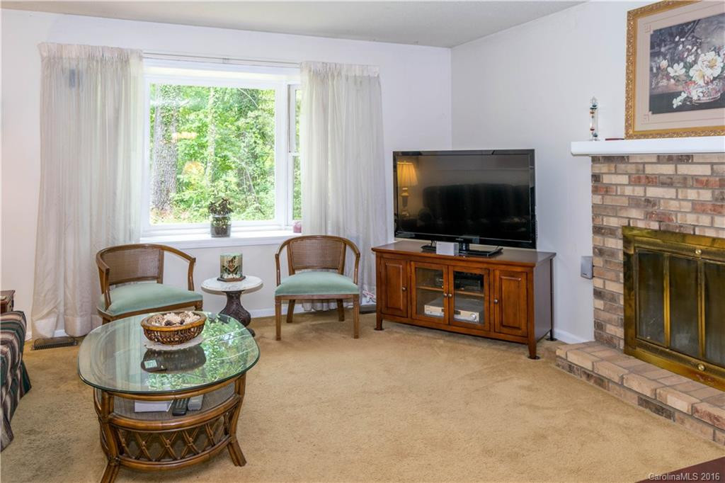 186 Surry Lane #64 - Photo 3
