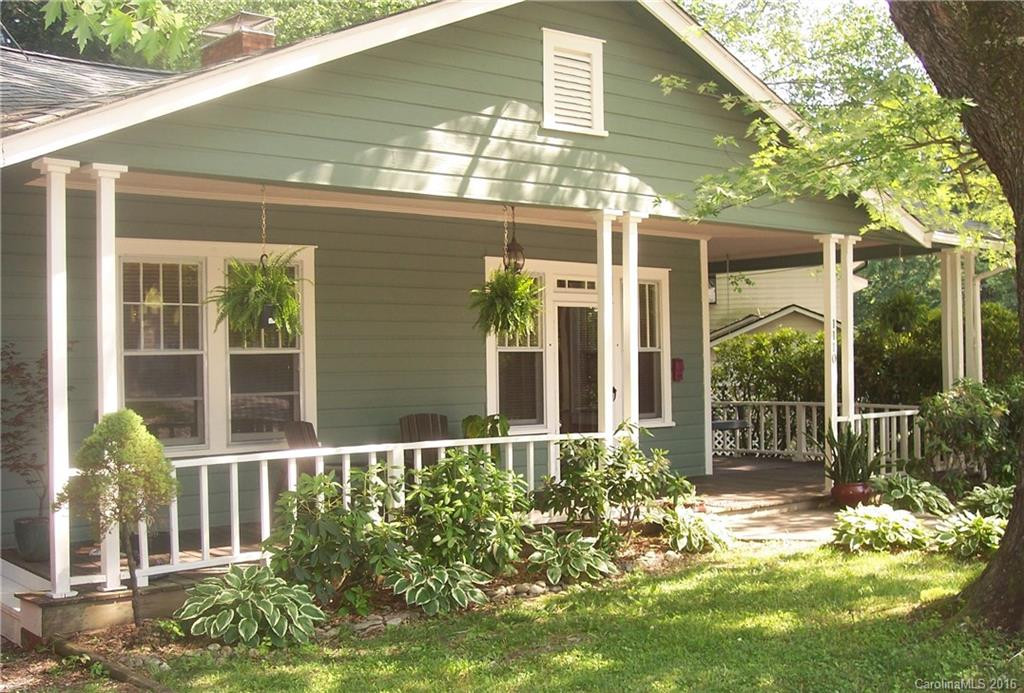 1110 Main Street