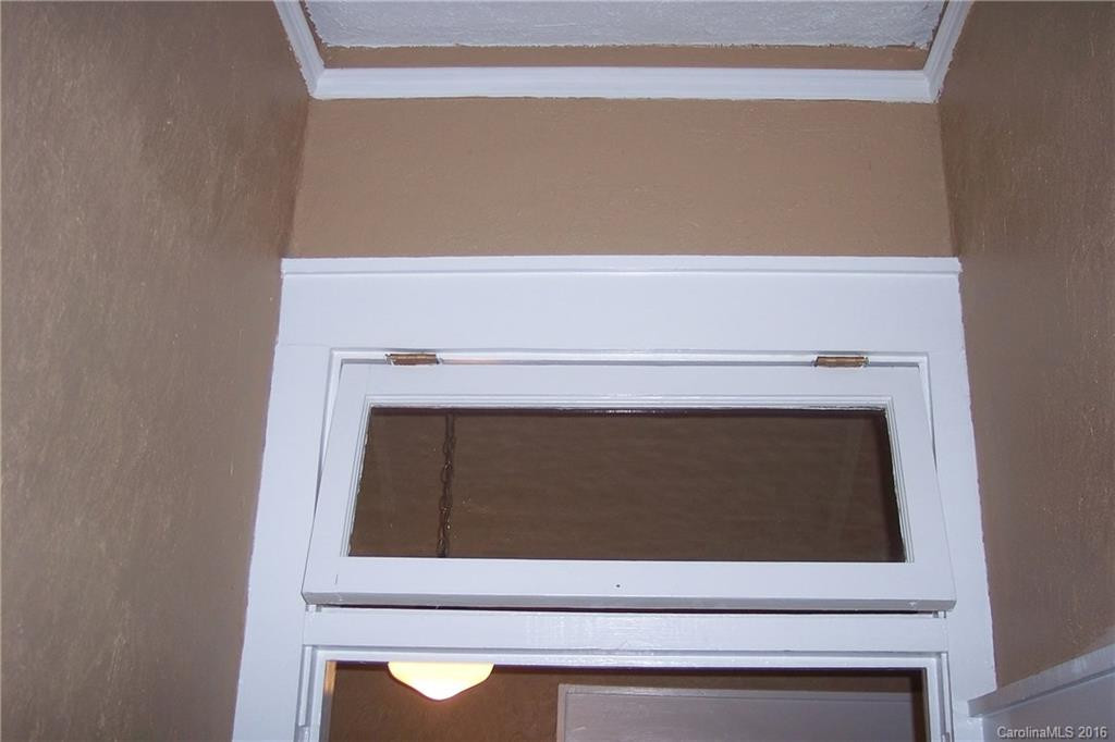 1110 Main Street - Photo 12