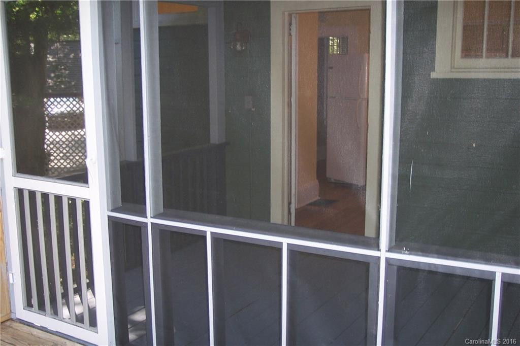 1110 Main Street - Photo 16