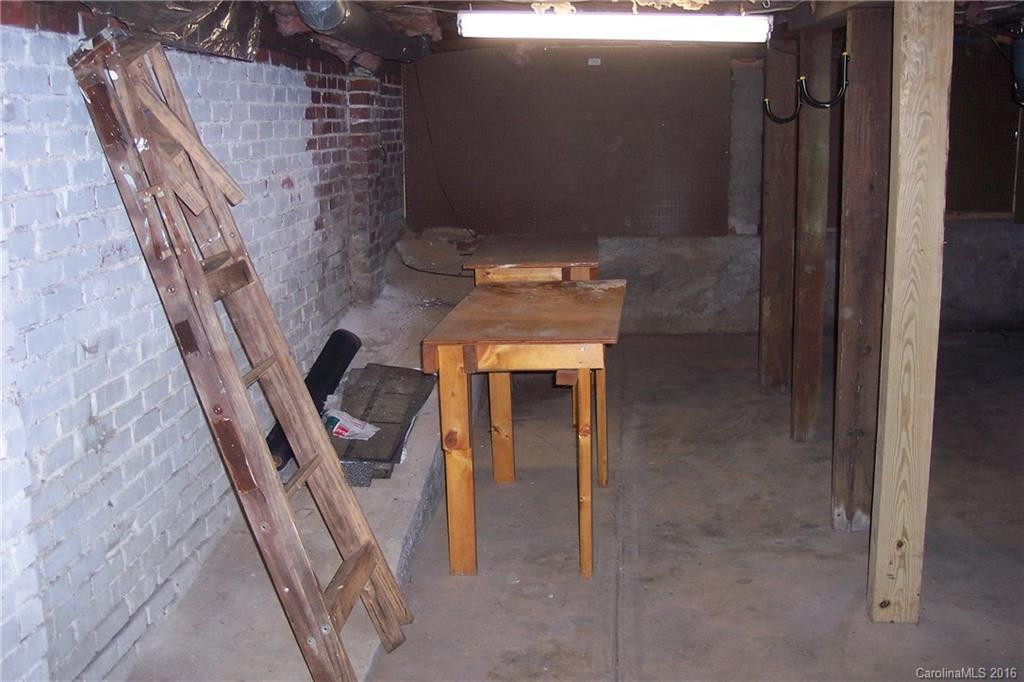 1110 Main Street - Photo 19