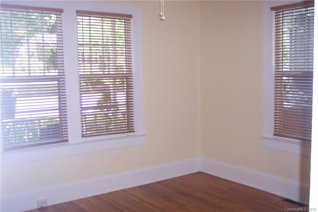 1110 Main Street - Photo 7