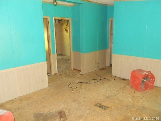 153 George Chastain Road - Photo 4