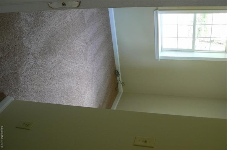 1866 Gilliam Mountain Road - Photo 9