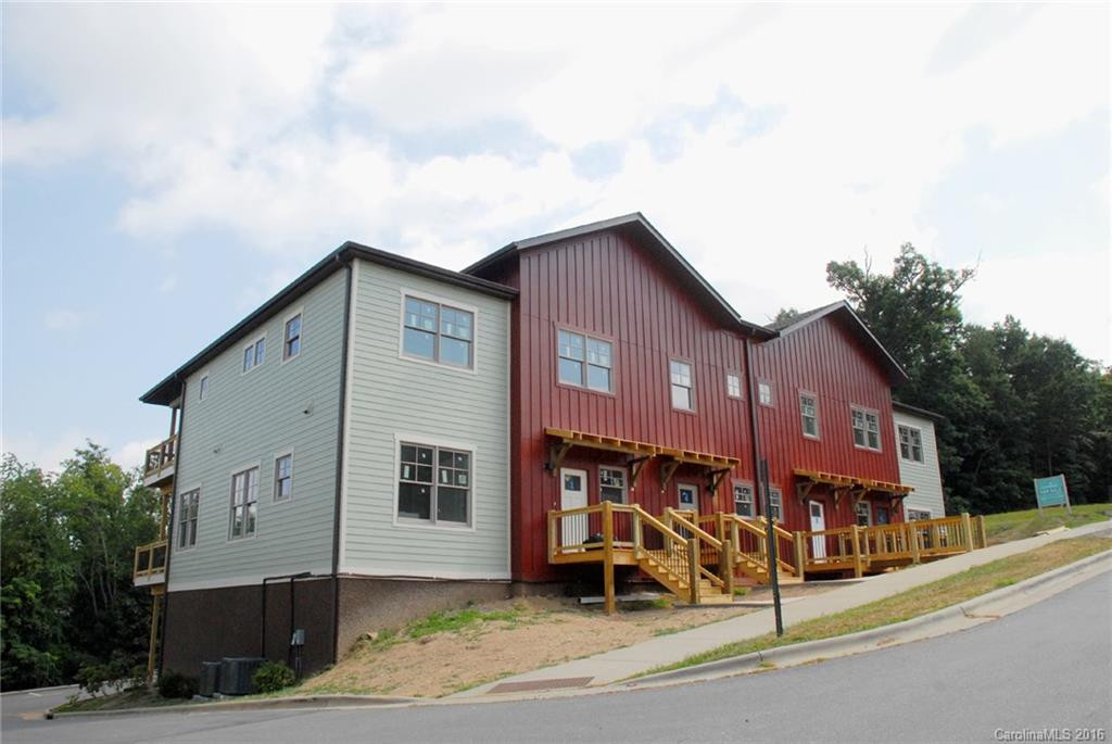 200 Skyloft Drive #2 - Photo 3