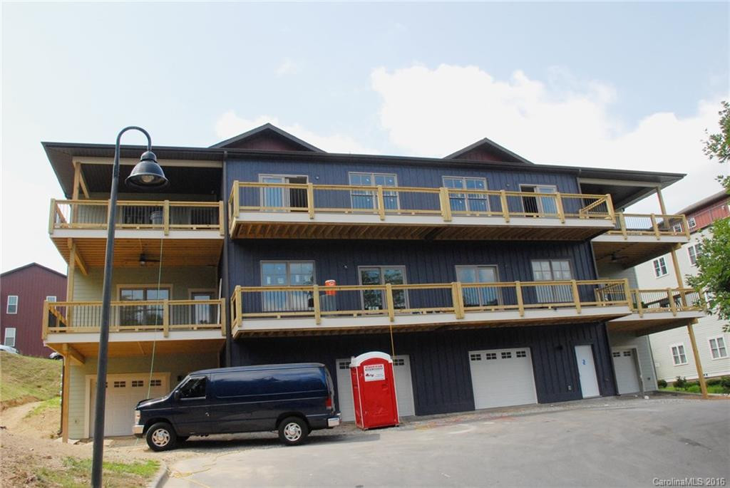 200 Skyloft Drive #2 - Photo 4
