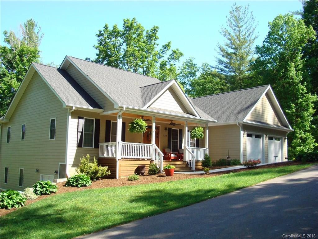 520 Oak Lane