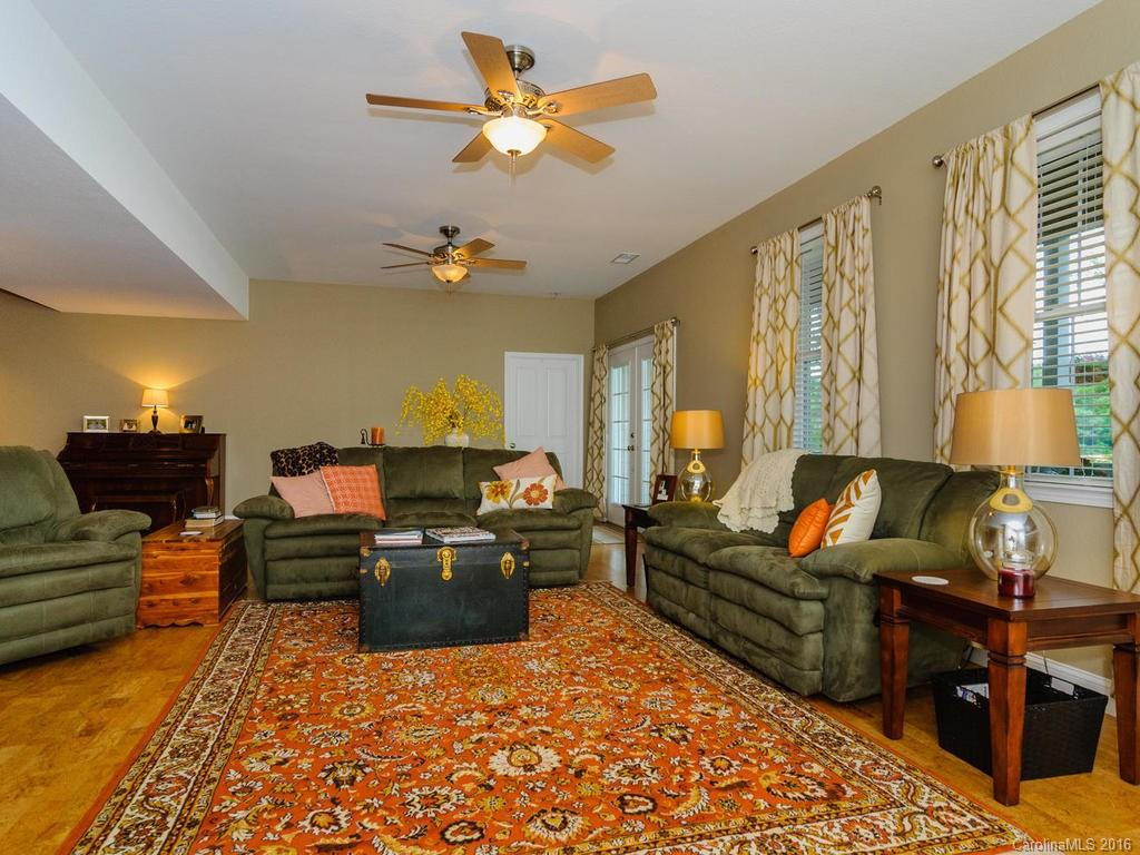 520 Oak Lane - Photo 22