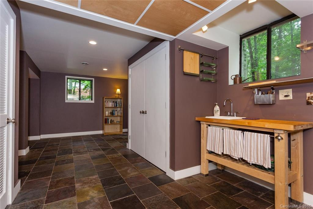 313 Colony Lane - Photo 18