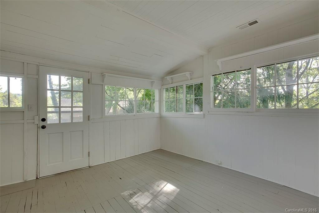 494 Probart Street #4 - Photo 13