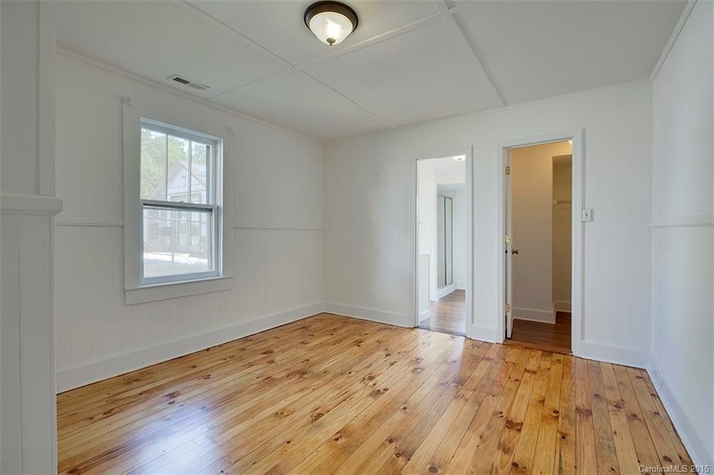 494 Probart Street #4 - Photo 8