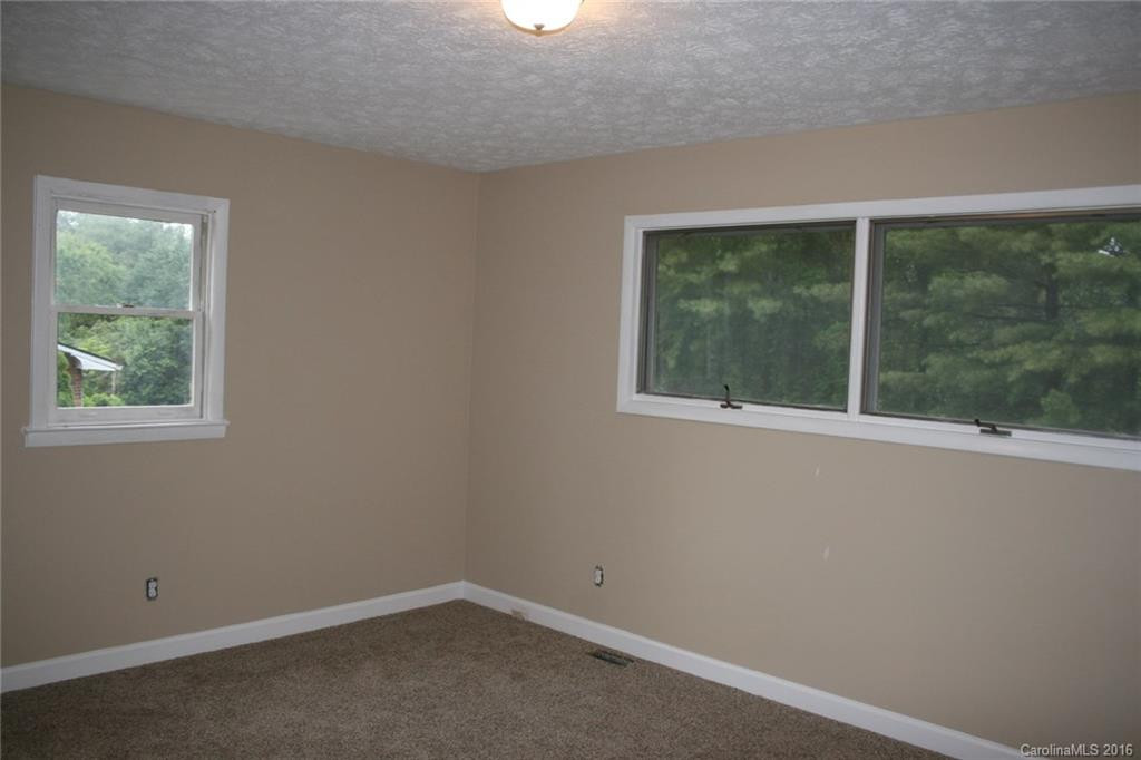 59 Underhill Road #20 - Photo 5