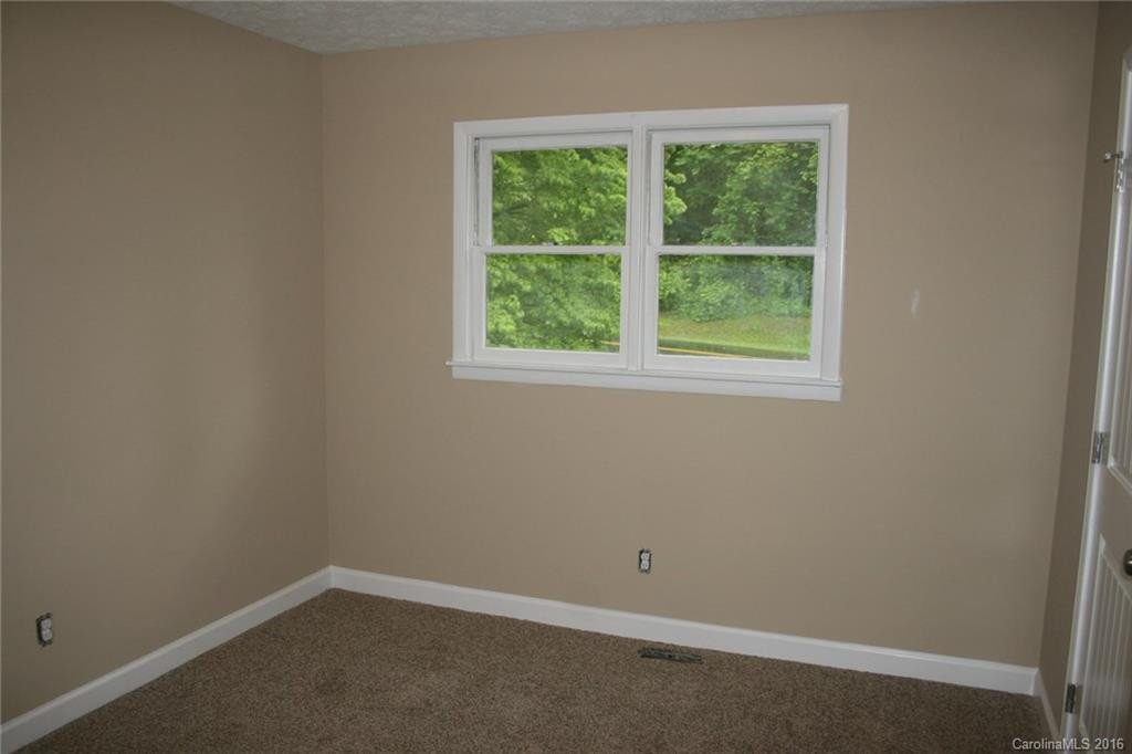 59 Underhill Road #20 - Photo 6