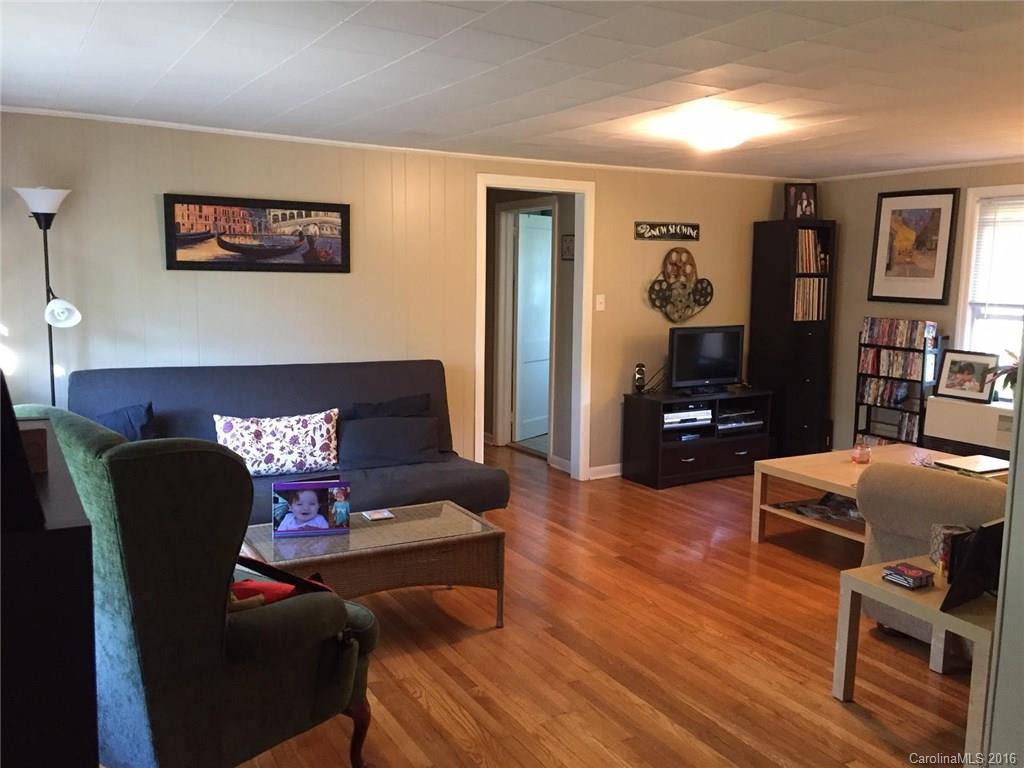 31 Astro Drive - Photo 8