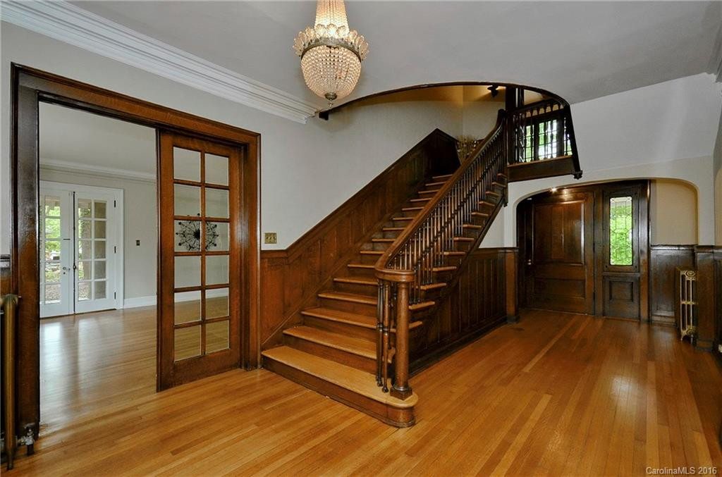 85 Saint Dunstans Road - Photo 2