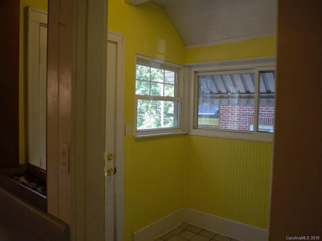 88 Forest Hill Drive #2 - Photo 12