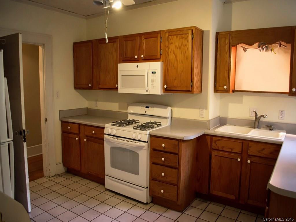 88 Forest Hill Drive #2 - Photo 6