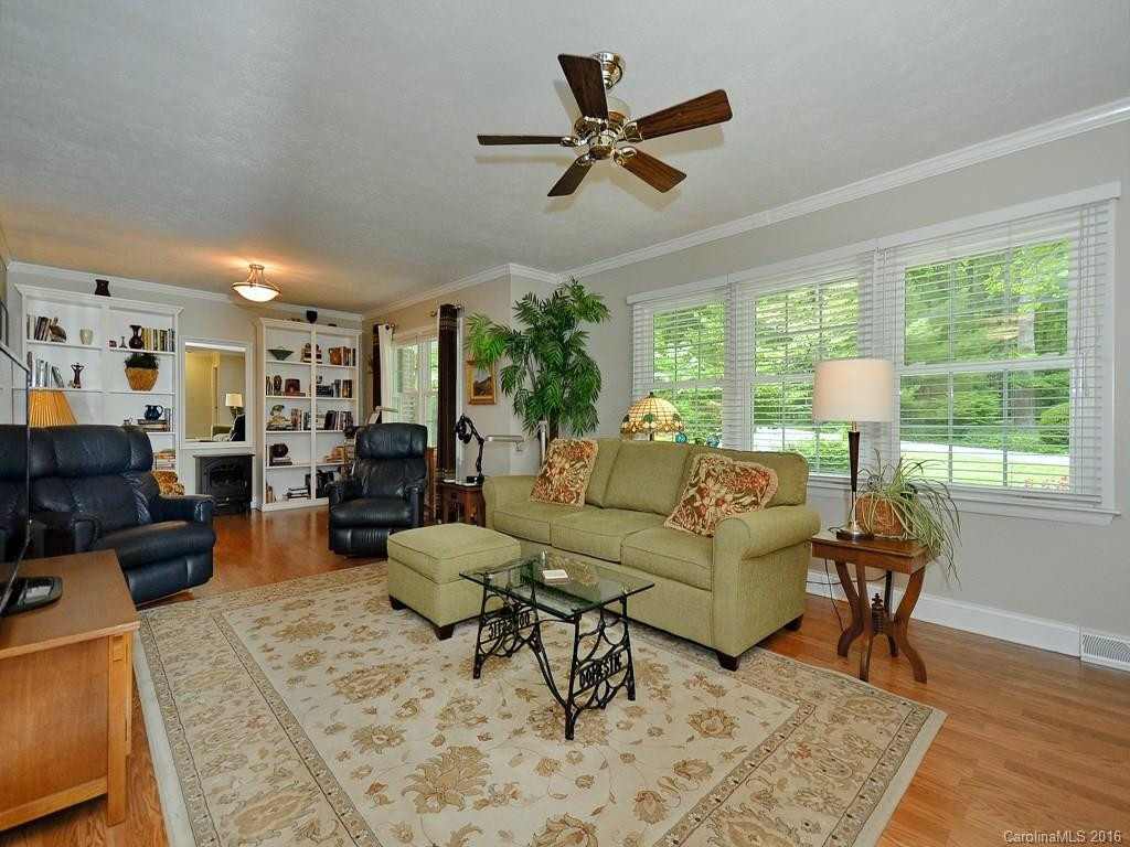 203 Beth Drive - Photo 3