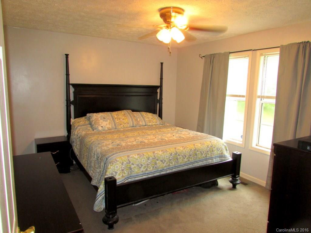 16 Sydney Lane - Photo 8