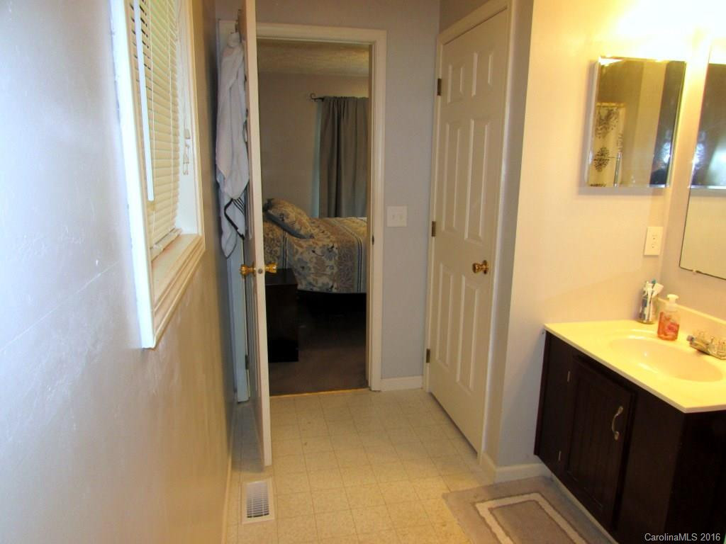16 Sydney Lane - Photo 10