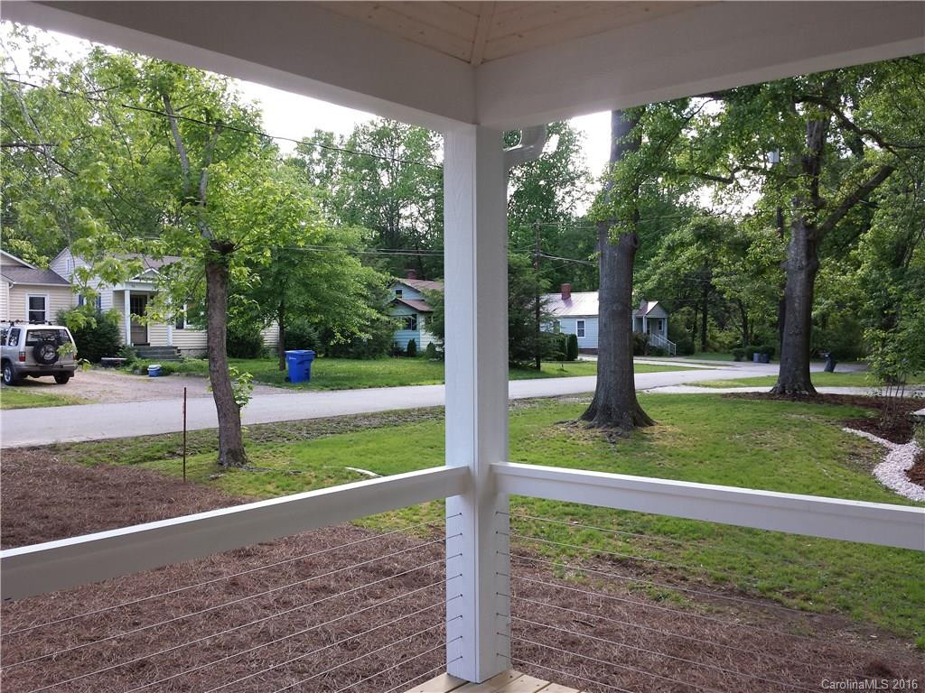 62 Robinson Avenue - Photo 2