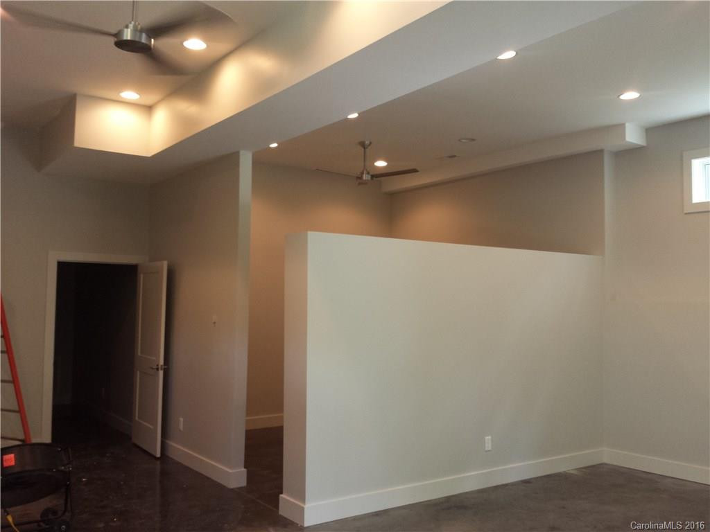 62 Robinson Avenue - Photo 12