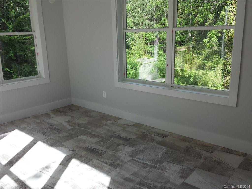 62 Robinson Avenue - Photo 14