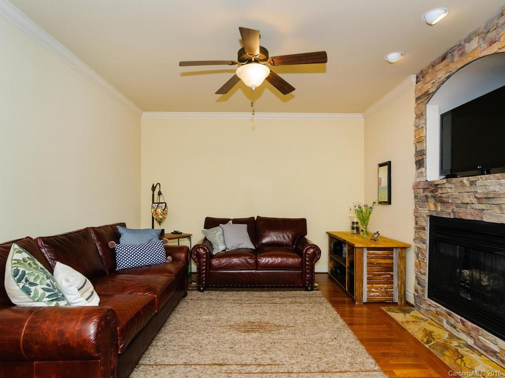 15 Jeff Drive - Photo 5