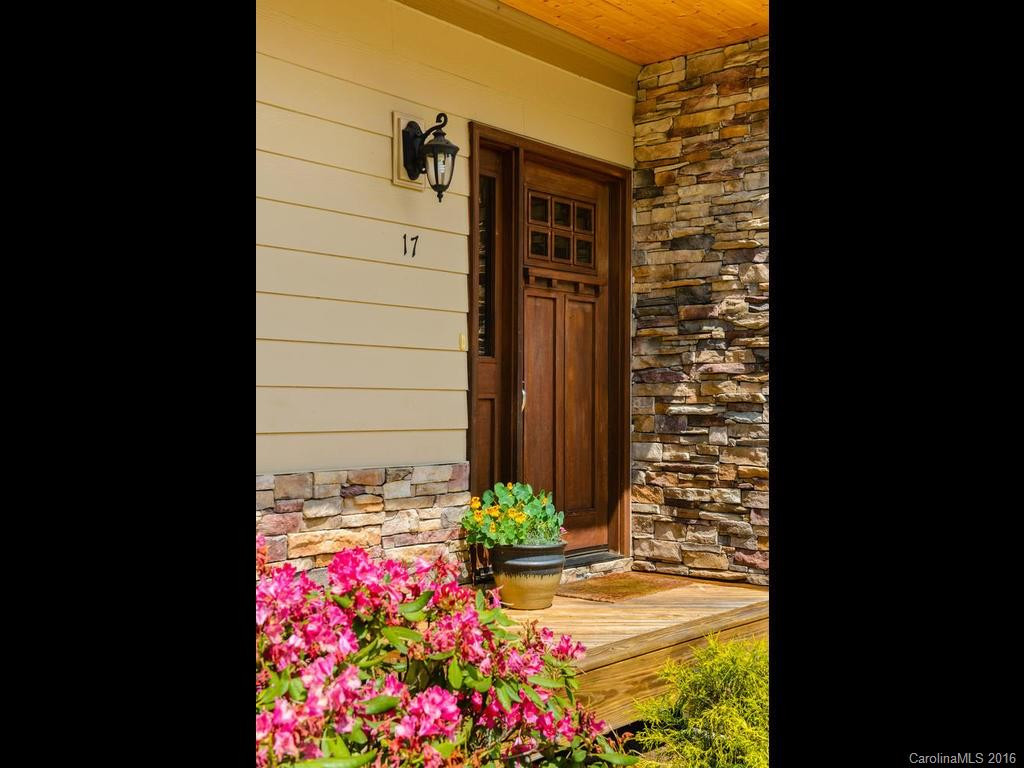 17 Jeff Drive - Photo 4