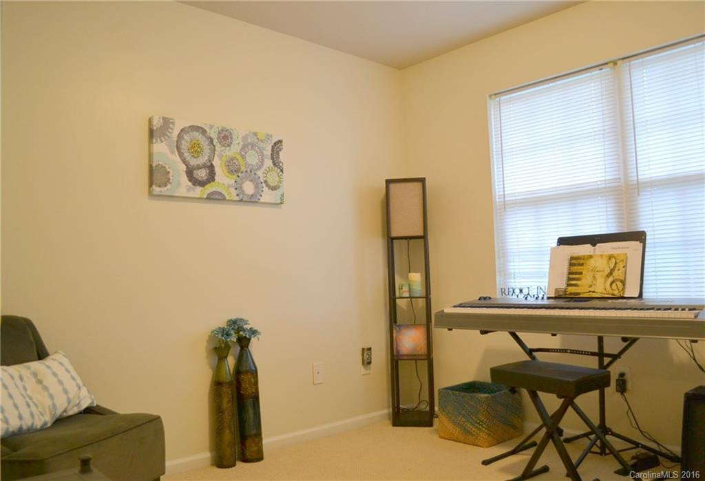 244 Farington Circle #124 - Photo 13