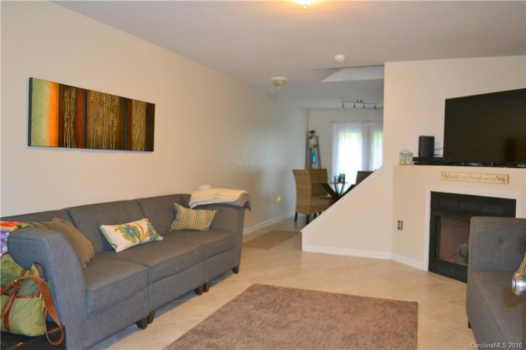 244 Farington Circle #124 - Photo 5