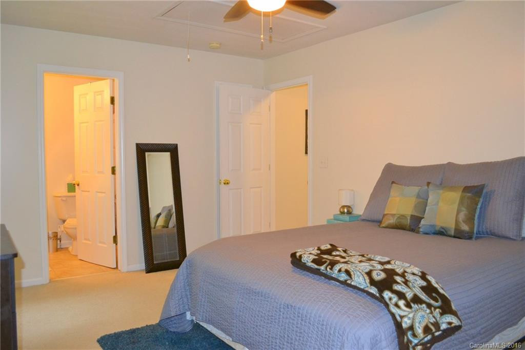 244 Farington Circle #124 - Photo 8