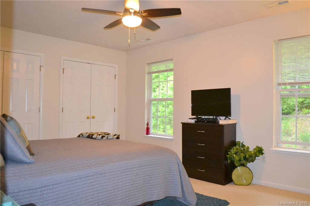 244 Farington Circle #124 - Photo 10