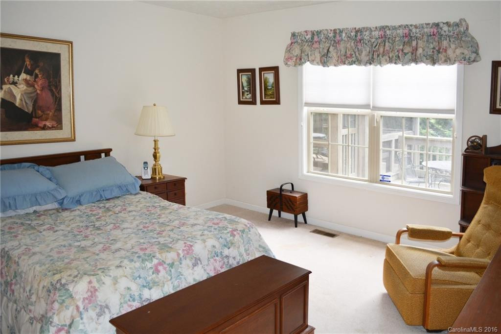 30 Tall Pines Drive - Photo 13