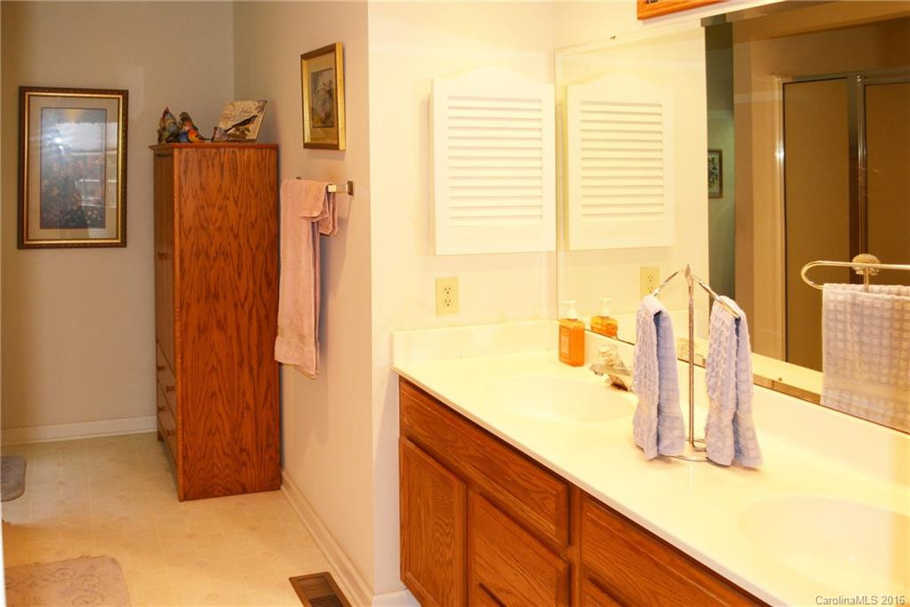 30 Tall Pines Drive - Photo 14