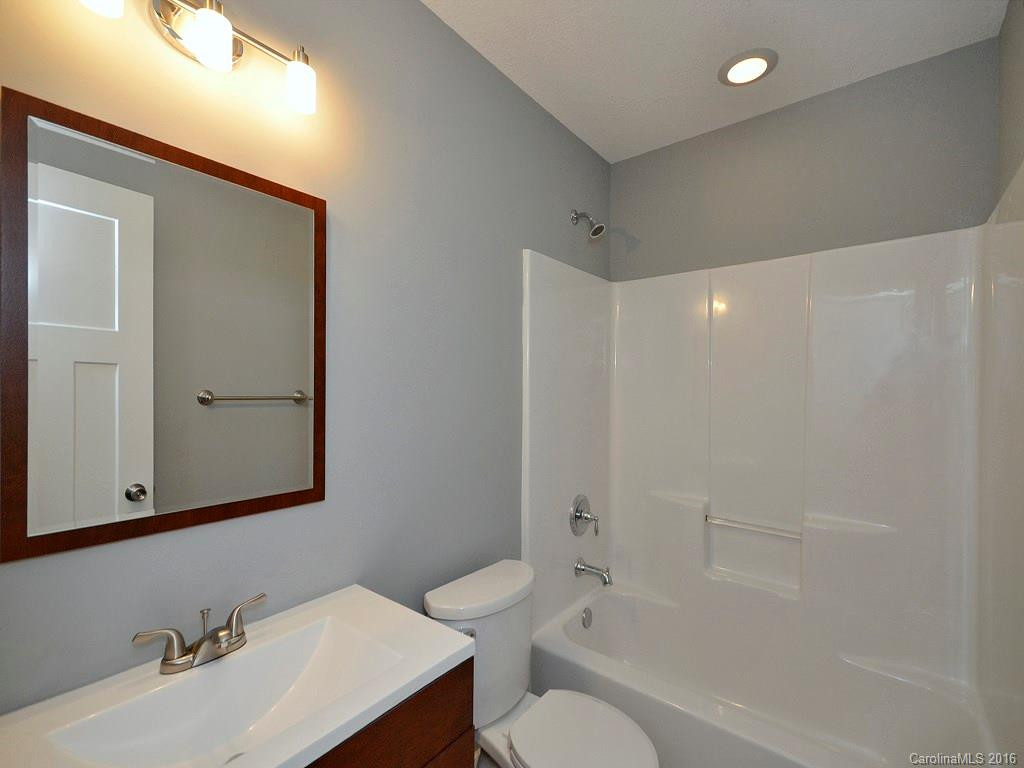 162 Lakeside Drive - Photo 8