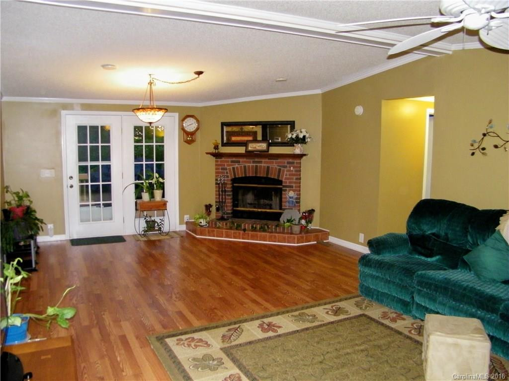 302 Rainbow Rapids Road - Photo 3