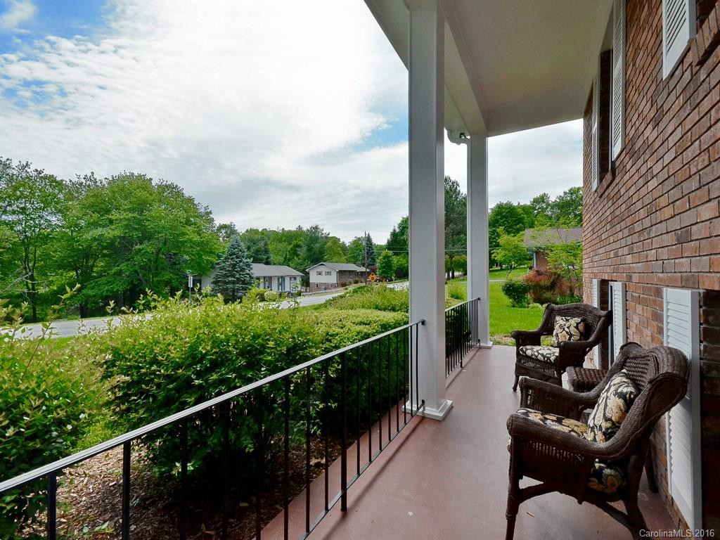 113 Azalea Way - Photo 2