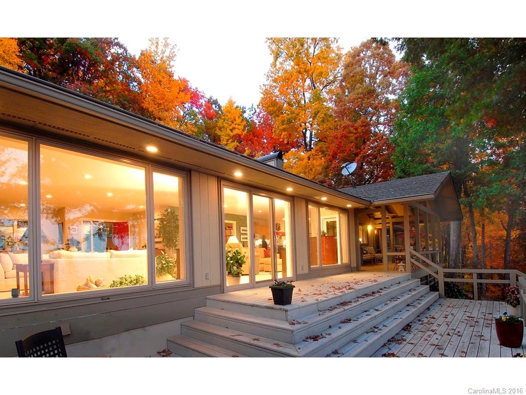 555 Hanging Rock Road