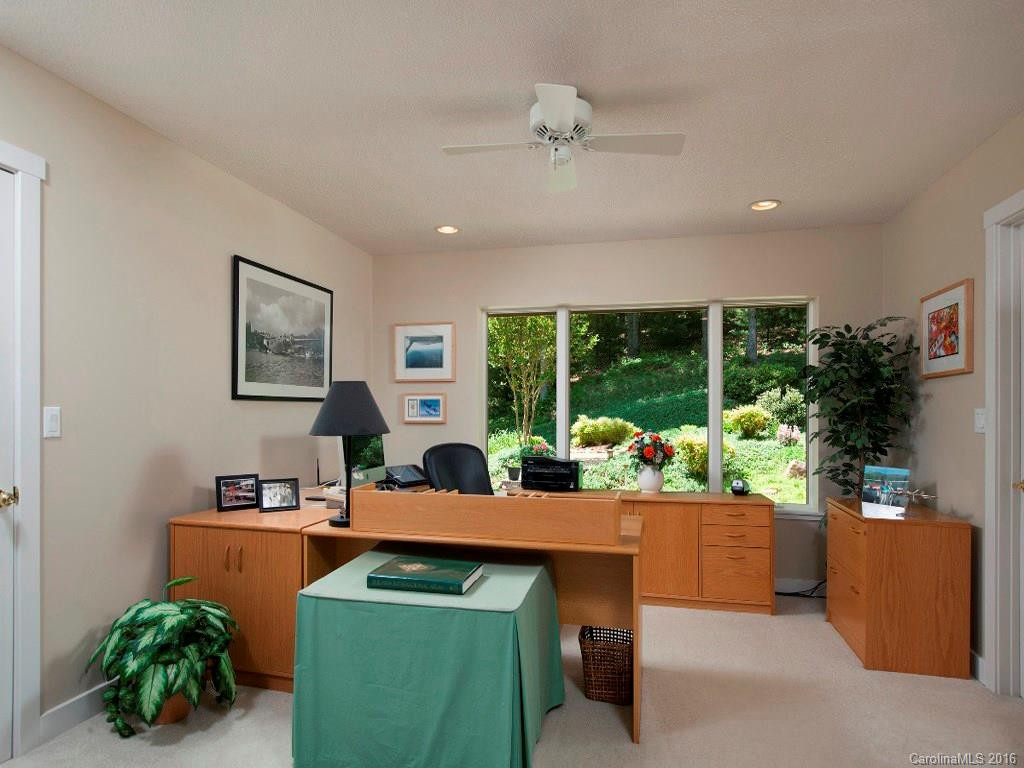 555 Hanging Rock Road - Photo 12