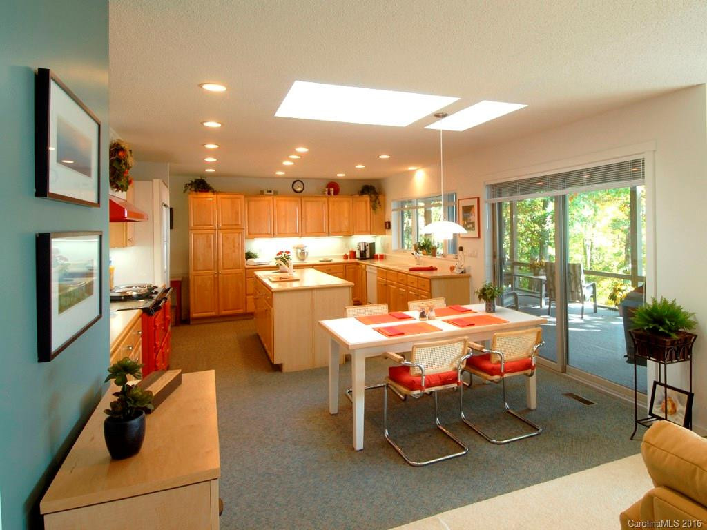 555 Hanging Rock Road - Photo 9