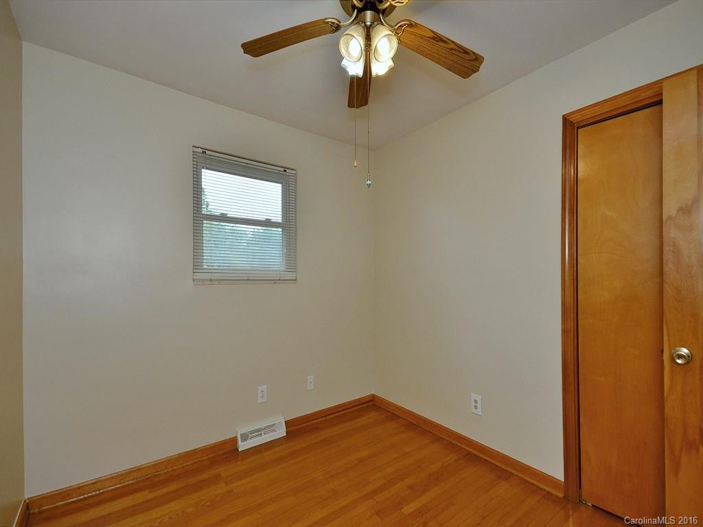 123 Sunset Hill Drive - Photo 11