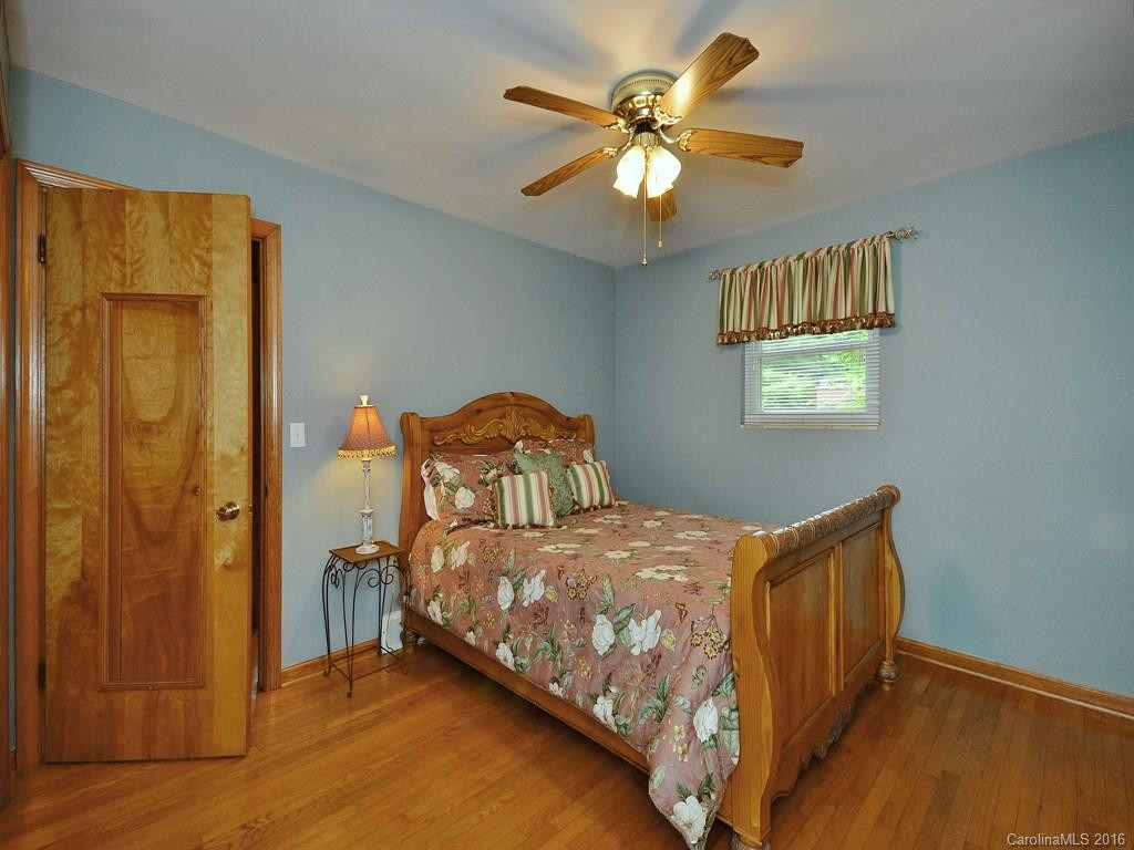 123 Sunset Hill Drive - Photo 8